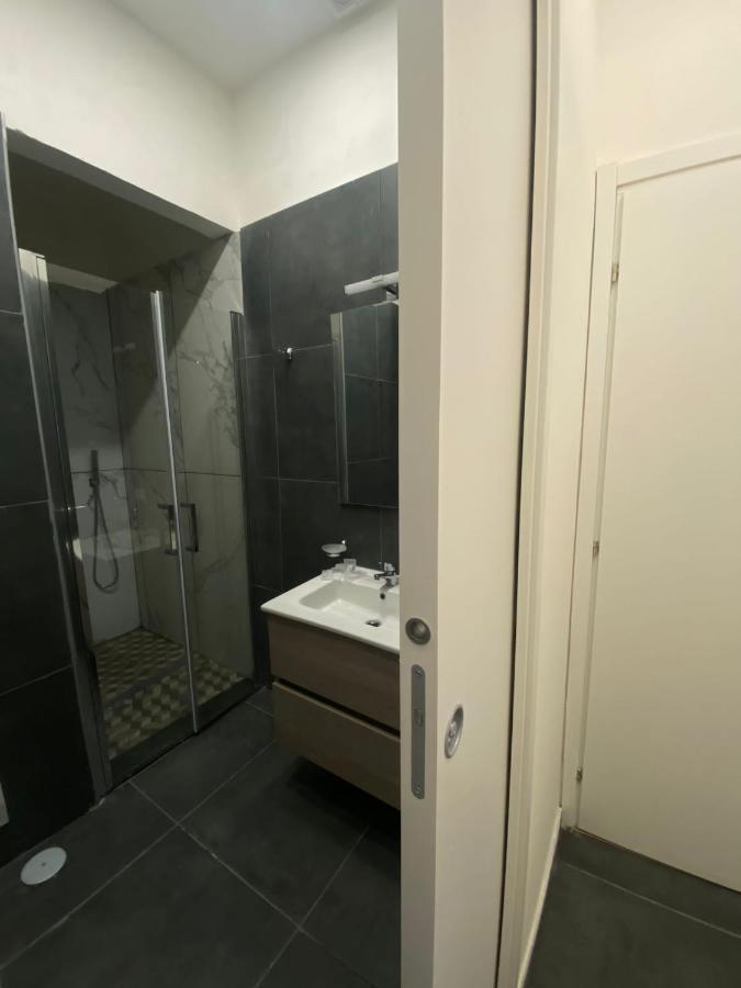 Maison Dante Наполи Екстериор снимка