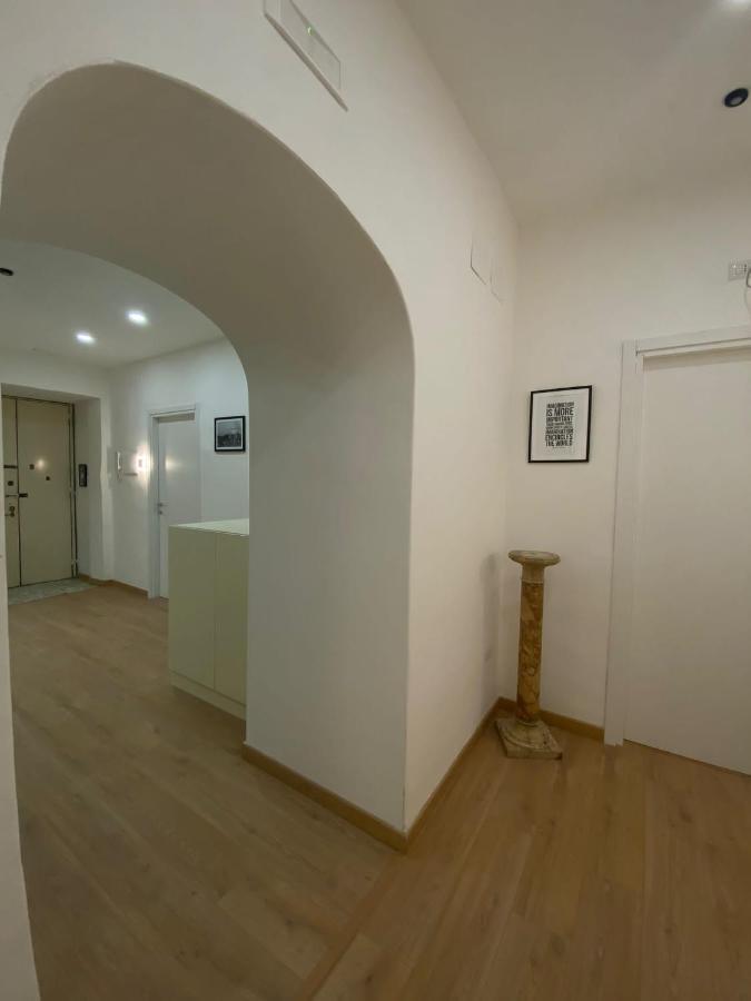 Maison Dante Наполи Екстериор снимка